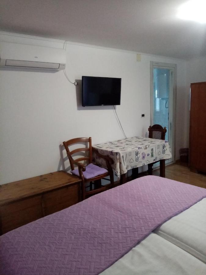Rooms Serafin-Lavanda Motovun Kültér fotó